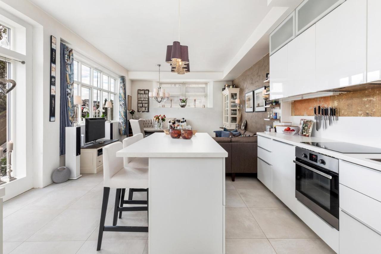 Stylish Apartment With Beautiful Views Of The River, Beach Nearby Kristiansand Buitenkant foto