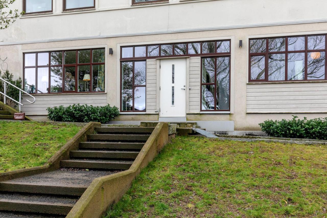 Stylish Apartment With Beautiful Views Of The River, Beach Nearby Kristiansand Buitenkant foto